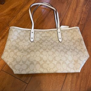 Coach tote purse